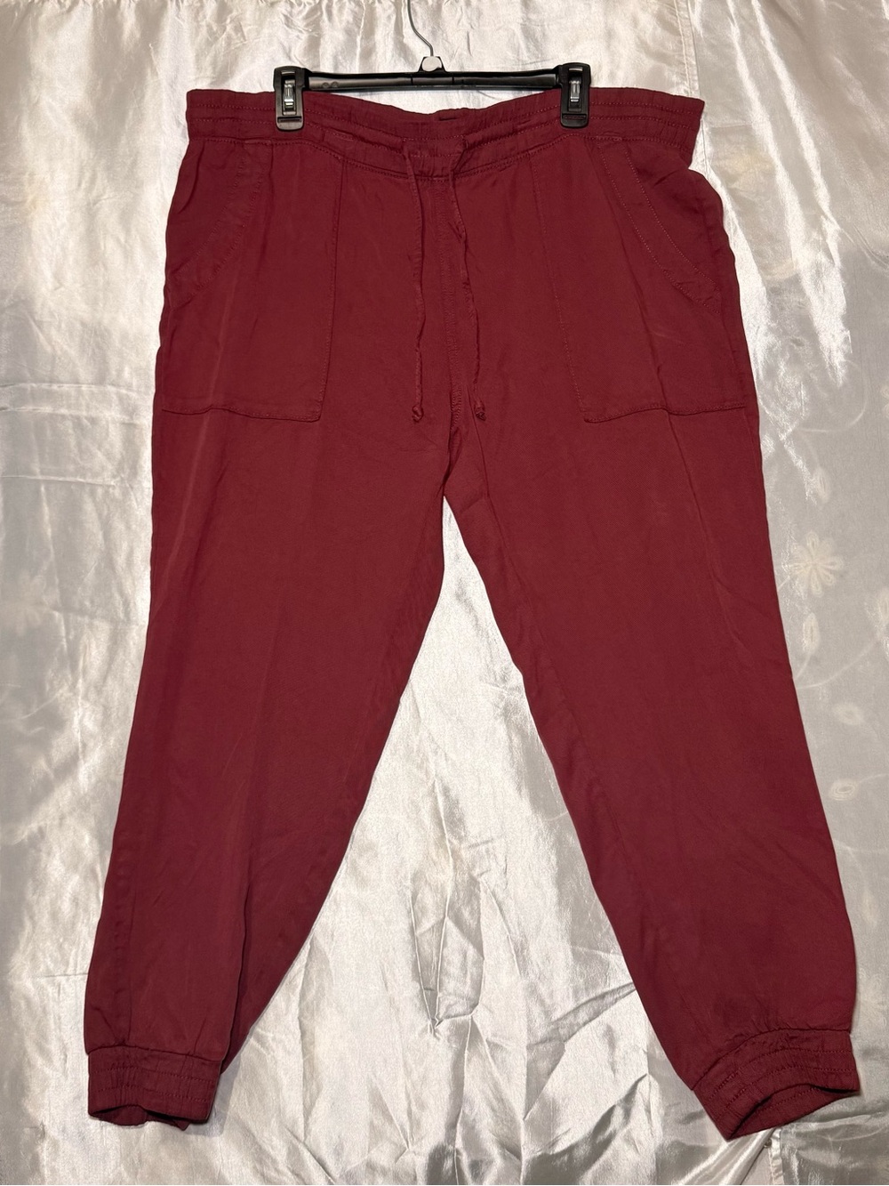 GAP Women's Cargo Jogger Pants Dusty Rose Lyocell Blend Sz L Beach Athleisure